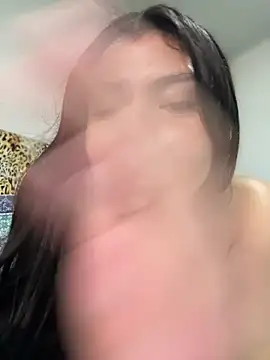 Snapshot of hurrem_18 chatting on February 15, 2026, 7:02 pm hurrem 18 online show from February 15, 2026, 7:02 pm