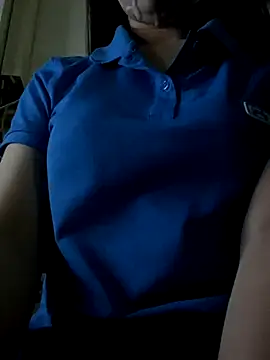 Snapshot of Tuongvy05 chatting on November 5, 2025, 4:32 pm Tuongvy05 online show from November 5, 2025, 4:32 pm