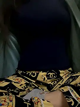 Snapshot of Tuongvy05 chatting on January 17, 2026, 4:54 pm Tuongvy05 online show from January 17, 2026, 4:54 pm