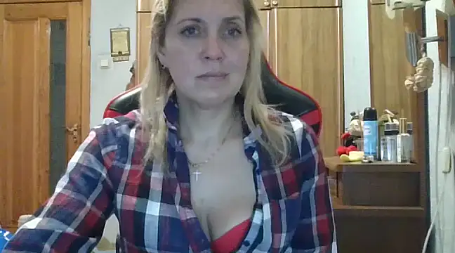 IrinaB1 online show from March 2, 2025, 4:58 pm