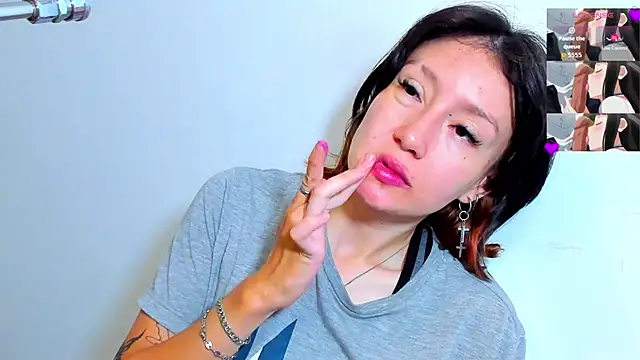 Snapshot of lizzy_davis_1 chatting on February 9, 2026, 4:32 am lizzy davis 1 online show from February 9, 2026, 4:32 am