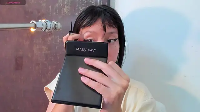 Snapshot of lizzy_davis_1 chatting on September 27, 2025, 4:29 am lizzy davis 1 online show from September 27, 2025, 4:29 am