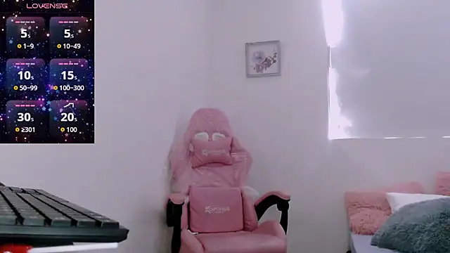 Snapshot of paulett2024 chatting on October 17, 2025, 7:37 pm paulett2024 online show from October 17, 2025, 7:37 pm