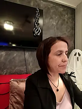 Snapshot of IsisBlake chatting on October 29, 2025, 1:54 pm IsisBlake online show from October 29, 2025, 1:54 pm