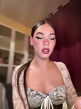 Snapshot of Carlita_cute chatting on October 3, 2025, 7:48 pm Carlita cute online show from October 3, 2025, 7:48 pm