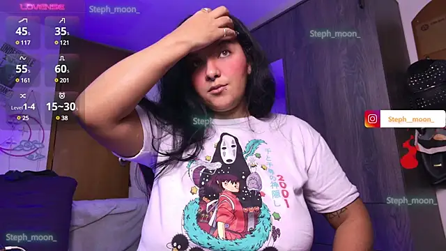 Snapshot of Steph_moon_ chatting on December 6, 2024, 1:46 am Steph moon online show from December 6, 2024, 1:46 am