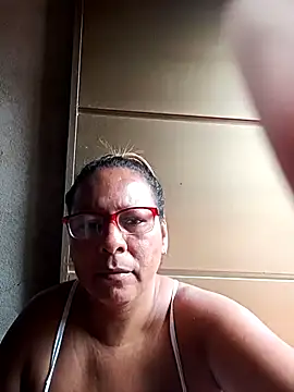 Snapshot of Afroditabichota chatting on March 22, 2025, 6:36 pm Afroditabichota online show from March 22, 2025, 6:36 pm