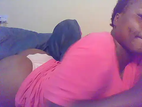 Snapshot of EBONYVANILLA02 chatting on November 12, 2025, 7:18 pm EBONYVANILLA02 online show from November 12, 2025, 7:18 pm