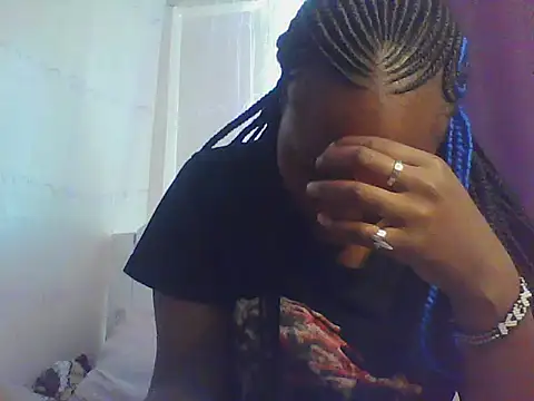 Snapshot of EBONYVANILLA02 chatting on October 12, 2025, 6:59 am EBONYVANILLA02 online show from October 12, 2025, 6:59 am