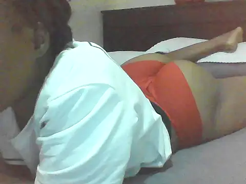 Snapshot of EBONYVANILLA02 chatting on June 3, 2026, 6:14 am EBONYVANILLA02 online show from June 3, 2026, 6:14 am