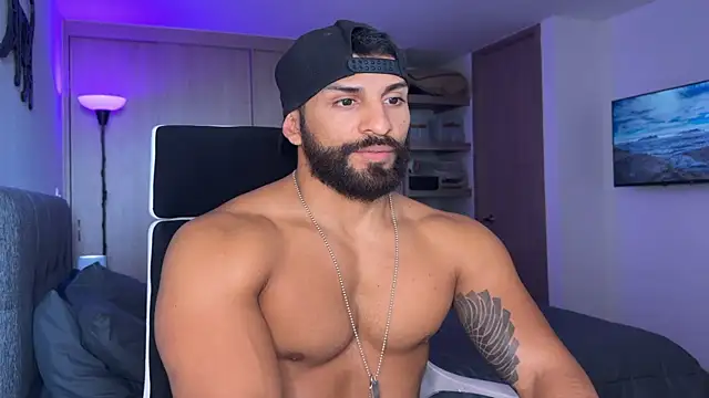 SamDornan online show from January 20, 2025, 7:04 pm