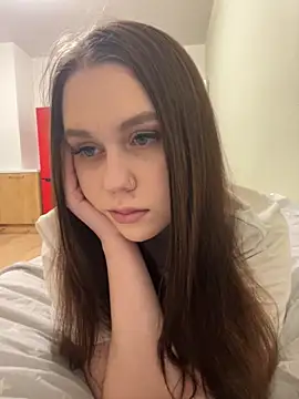 Marylallka5 online show from October 28, 2025, 5:45 pm