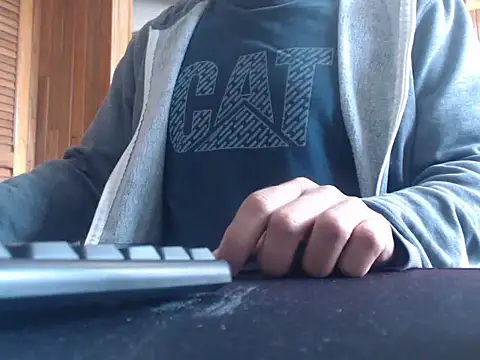 Snapshot of lover_camer chatting on February 25, 2026, 2:28 pm lover camer online show from February 25, 2026, 2:28 pm