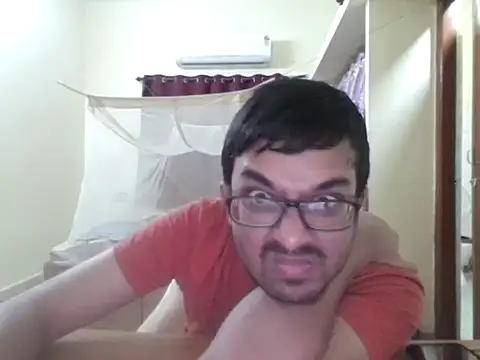 Snapshot of THE_NAKED_BOY chatting on October 2, 2025, 5:44 am THE NAKED BOY online show from October 2, 2025, 5:44 am