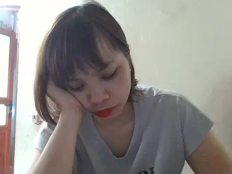Angela-Eira online show from September 18, 2025, 12:57 am