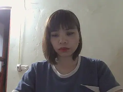 Angela-Eira online show from October 18, 2025, 9:28 pm