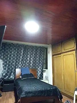 weedmanhot28 online show from October 2, 2025, 1:20 am