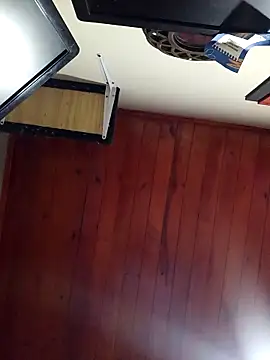 Snapshot of weedmanhot28 chatting on December 23, 2025, 1:27 am weedmanhot28 online show from December 23, 2025, 1:27 am