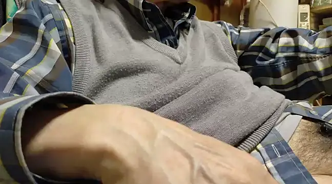 Snapshot of hidenyan02 chatting on March 2, 2025, 7:21 am hidenyan02 online show from March 2, 2025, 7:21 am