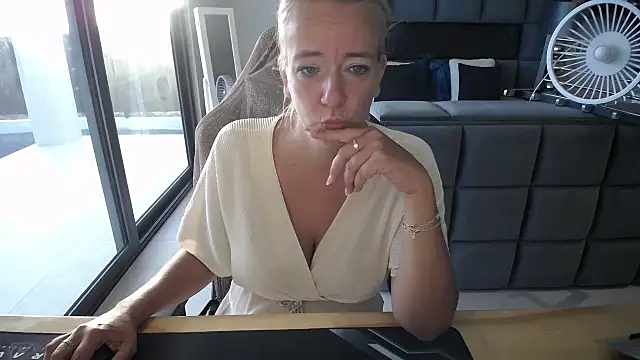 Wendysexyx online show from March 6, 2026, 11:16 am