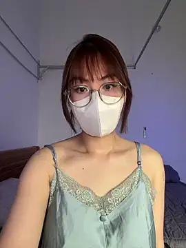 Baby Claraa online show from March 16, 2026, 4:53 am