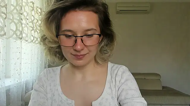 Snapshot of Lilith_lutherlow chatting on May 26, 2026, 1:09 pm Lilith lutherlow online show from May 26, 2026, 1:09 pm