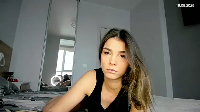 xxvsesss online show from May 19, 2026, 3:24 am