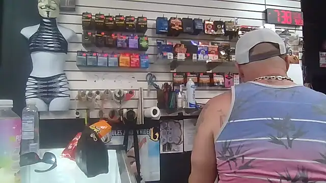 Snapshot of RawRyder8 chatting on September 24, 2025, 2:40 am RawRyder8 online show from September 24, 2025, 2:40 am