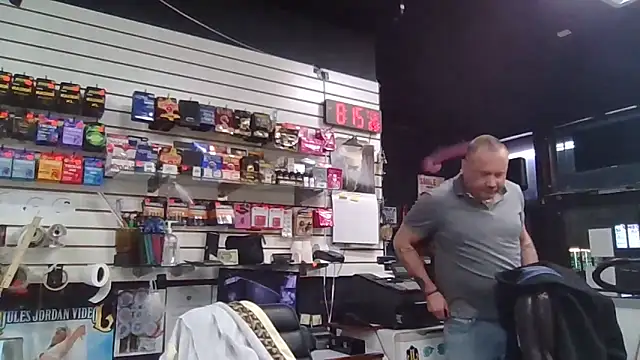 Snapshot of RawRyder8 chatting on October 15, 2025, 3:16 am RawRyder8 online show from October 15, 2025, 3:16 am