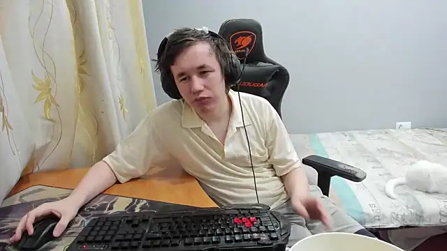 iliaskrislove online show from February 21, 2026, 12:12 am