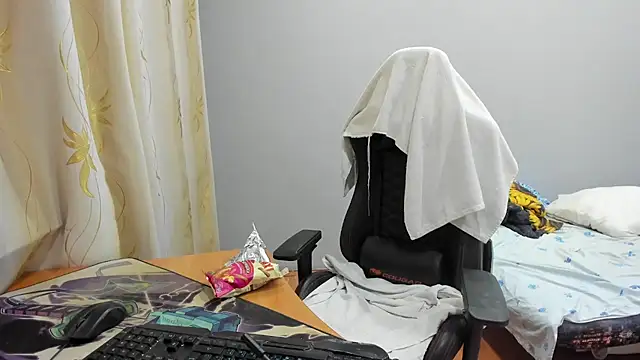 Snapshot of iliaskrislove chatting on October 1, 2025, 2:54 pm iliaskrislove online show from October 1, 2025, 2:54 pm