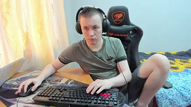 Snapshot of iliaskrislove chatting on October 19, 2025, 6:05 am iliaskrislove online show from October 19, 2025, 6:05 am