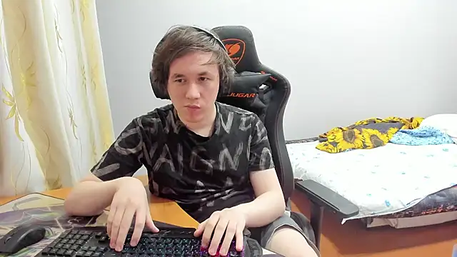 Snapshot of iliaskrislove chatting on September 23, 2025, 9:44 pm iliaskrislove online show from September 23, 2025, 9:44 pm