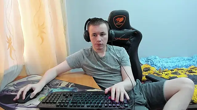 Snapshot of iliaskrislove chatting on October 27, 2025, 7:53 am iliaskrislove online show from October 27, 2025, 7:53 am