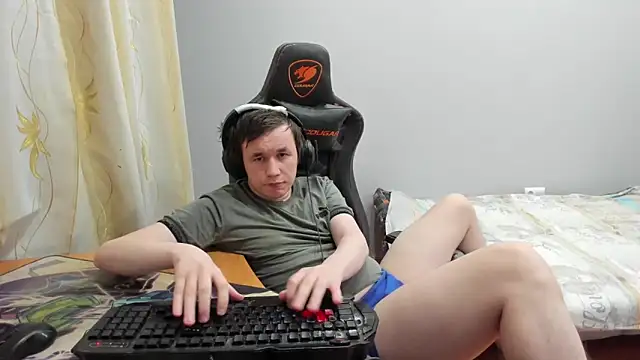 iliaskrislove online show from February 3, 2026, 12:54 am