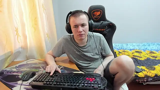 Snapshot of iliaskrislove chatting on October 16, 2025, 4:10 am iliaskrislove online show from October 16, 2025, 4:10 am