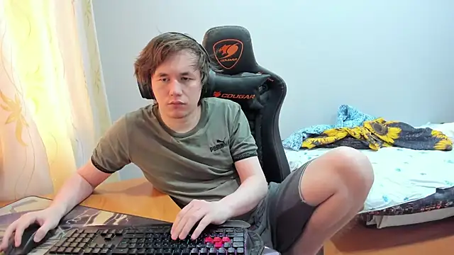 Snapshot of iliaskrislove chatting on September 20, 2025, 11:37 am iliaskrislove online show from September 20, 2025, 11:37 am