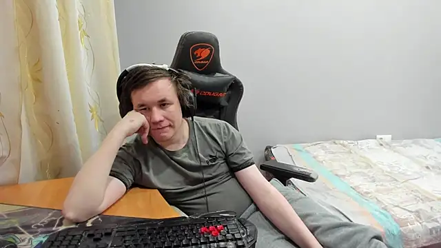 iliaskrislove online show from February 24, 2026, 4:41 pm