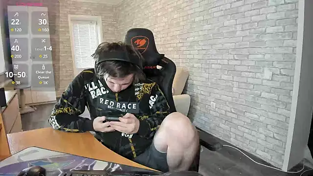 iliaskrislove online show from March 13, 2025, 8:37 am
