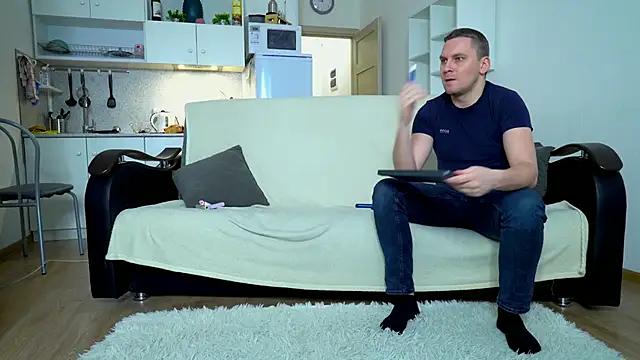 Snapshot of littlesweettifany chatting on February 11, 2025, 12:04 pm littlesweettifany online show from February 11, 2025, 12:04 pm