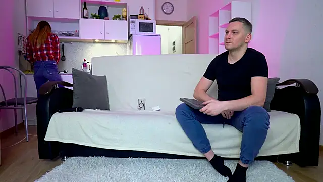 Snapshot of littlesweettifany chatting on February 17, 2025, 12:38 pm littlesweettifany online show from February 17, 2025, 12:38 pm