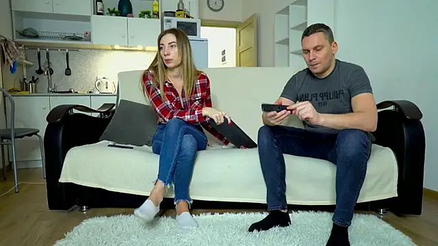 Snapshot of littlesweettifany chatting on February 9, 2025, 3:34 pm littlesweettifany online show from February 9, 2025, 3:34 pm