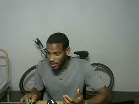 Snapshot of michel_sc chatting on February 19, 2026, 7:16 am michel sc online show from February 19, 2026, 7:16 am