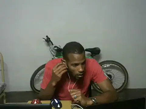 Snapshot of michel_sc chatting on March 3, 2026, 5:36 am michel sc online show from March 3, 2026, 5:36 am