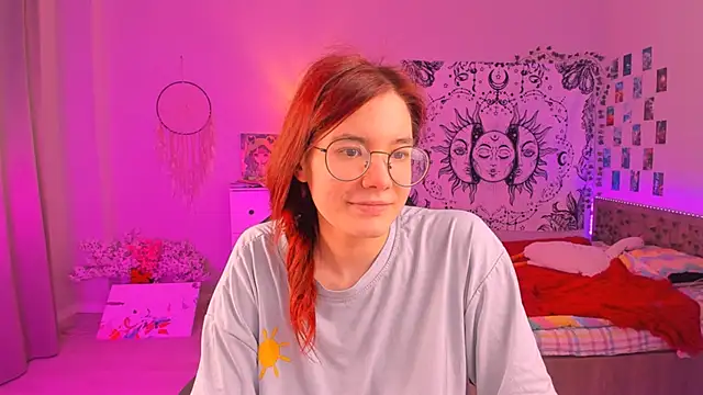 Snapshot of callmekatesmith chatting on March 21, 2025, 5:00 am callmekatesmith online show from March 21, 2025, 5:00 am