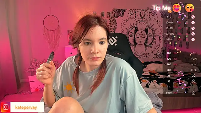 Snapshot of callmekatesmith chatting on March 6, 2025, 8:27 pm callmekatesmith online show from March 6, 2025, 8:27 pm