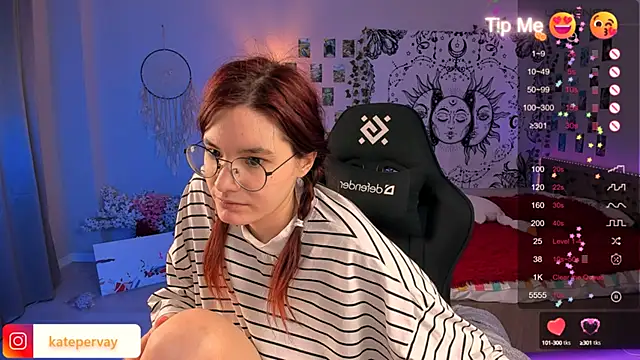 Snapshot of callmekatesmith chatting on March 2, 2025, 9:52 pm callmekatesmith online show from March 2, 2025, 9:52 pm