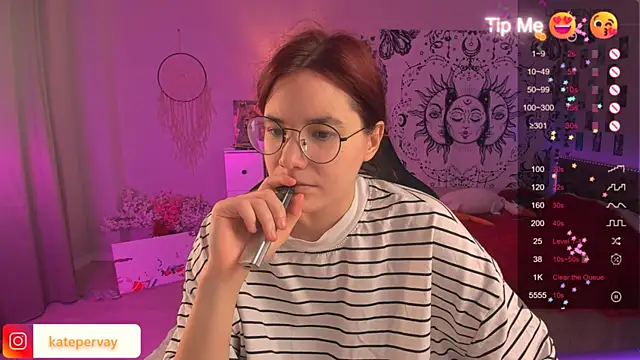 Snapshot of callmekatesmith chatting on March 8, 2025, 7:09 pm callmekatesmith online show from March 8, 2025, 7:09 pm