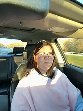 Snapshot of FreakNastyLacie chatting on October 28, 2025, 9:47 pm FreakNastyLacie online show from October 28, 2025, 9:47 pm