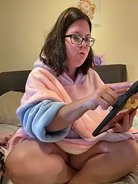 Snapshot of FreakNastyLacie chatting on September 28, 2025, 12:23 pm FreakNastyLacie online show from September 28, 2025, 12:23 pm